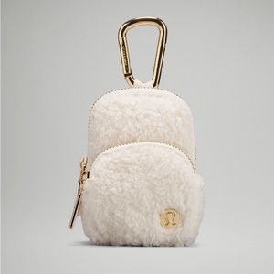LAST ONE! NWT Lululemon Nano Clip-on Backpack *Fleece Light Ivory